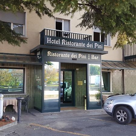Hotel Dei Pini Medolago Exterior photo